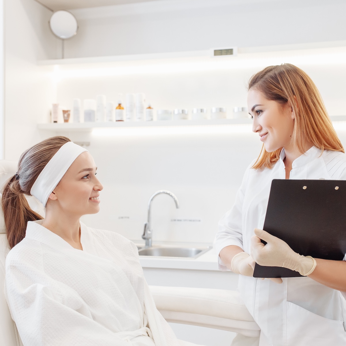 esthetician meeting with patient